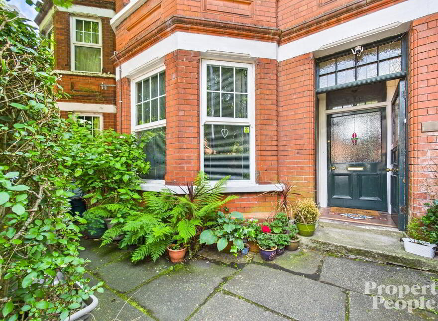 17 Glandore Avenue, Belfast, BT15 3FB
