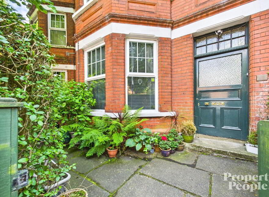17 Glandore Avenue, Belfast, BT15 3FB