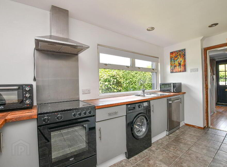 207 Belfast Road, Bangor, BT20 3PT