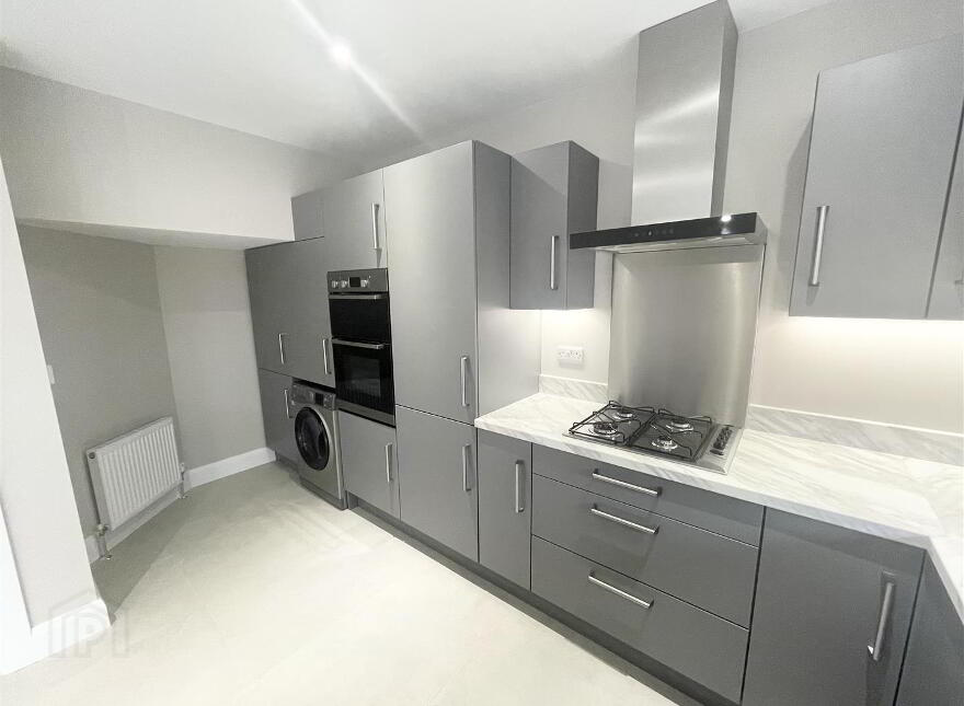 58c Shaftesbury Road, Bangor, BT20 3GD