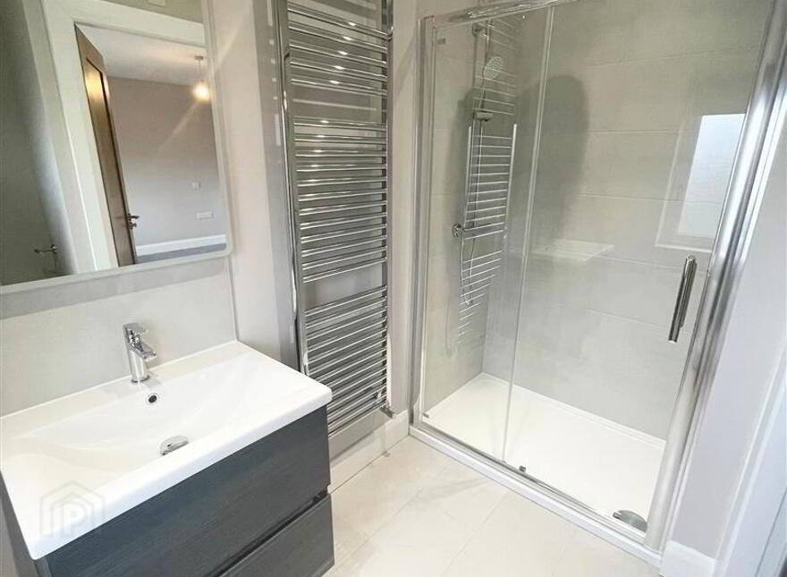58c Shaftesbury Road, Bangor, BT20 3GD