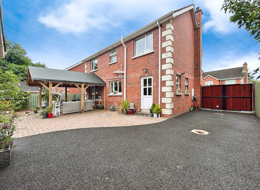 10 Millmount, Randalstown, BT41 2AH