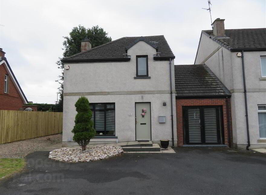 1 Toberhewny Hall, Lurgan, Craigavon, BT66 8JZ photo