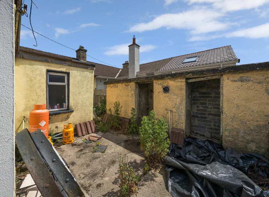 21 Old Court Cottages, Ballycullen, Dublin, D24X6P4