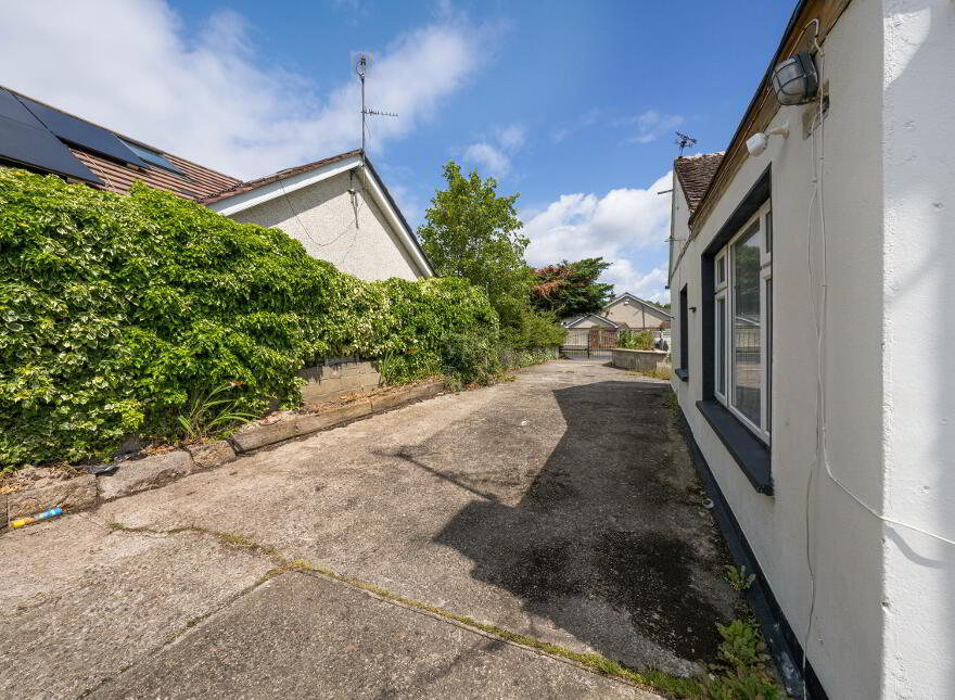 21 Old Court Cottages, Ballycullen, Dublin, D24X6P4