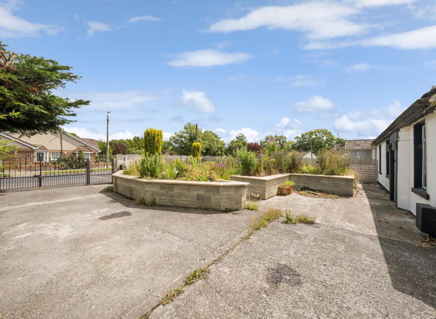 21 Old Court Cottages, Ballycullen, Dublin, D24X6P4