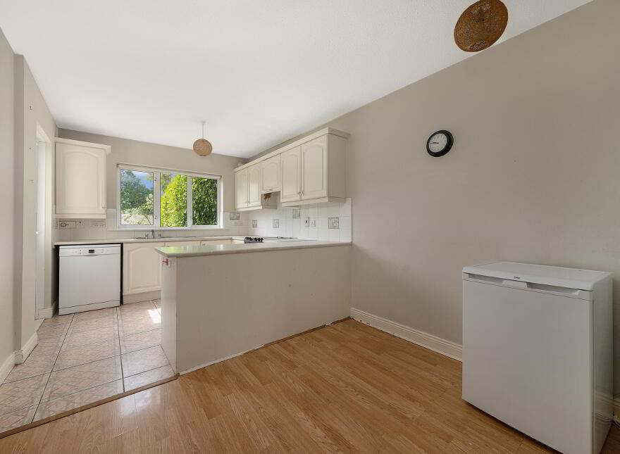 5 Wood Dale Drive, Ballycullen, Dublin, D24NP5F