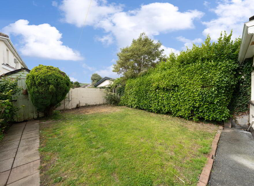 5 Wood Dale Drive, Ballycullen, Dublin, D24NP5F