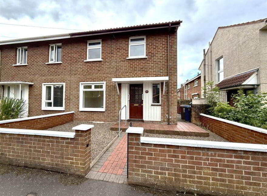 177 Clarawood Park, Belfast, BT5 6FW photo