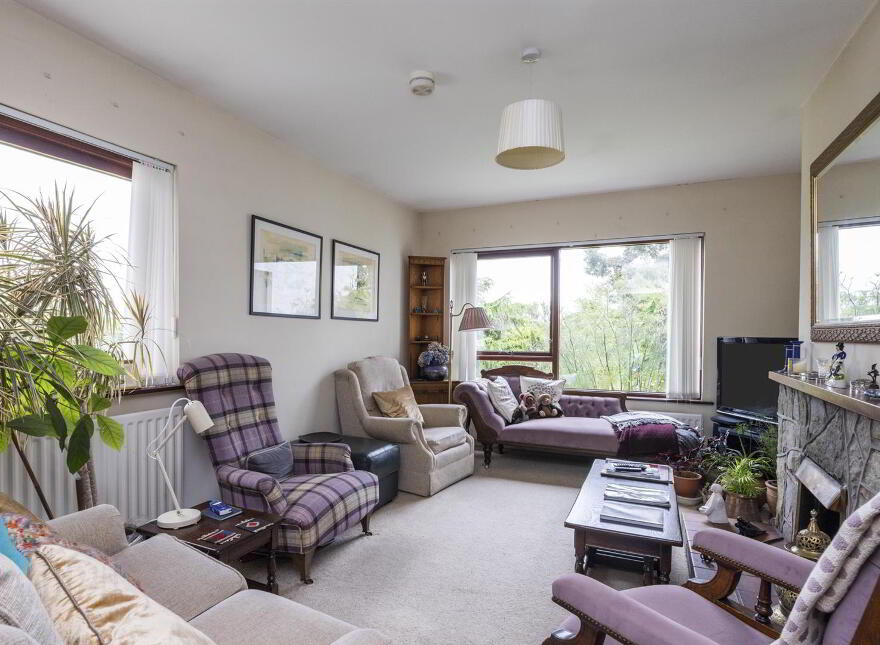 Dwelling And Annex At 7 Loughanmore Road, Dunadry, BT41 2QP