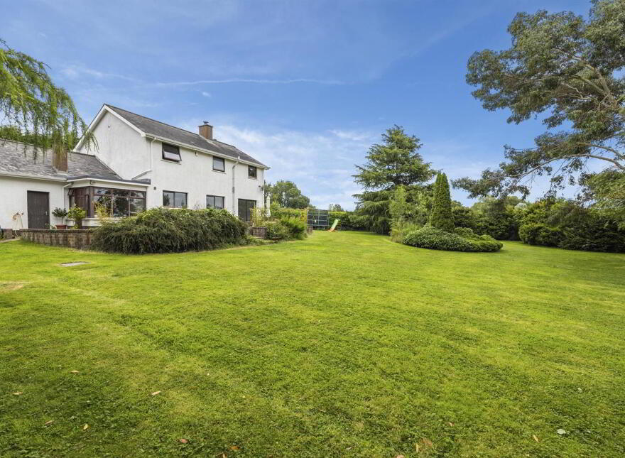 Dwelling And Annex At 7 Loughanmore Road, Dunadry, BT41 2QP