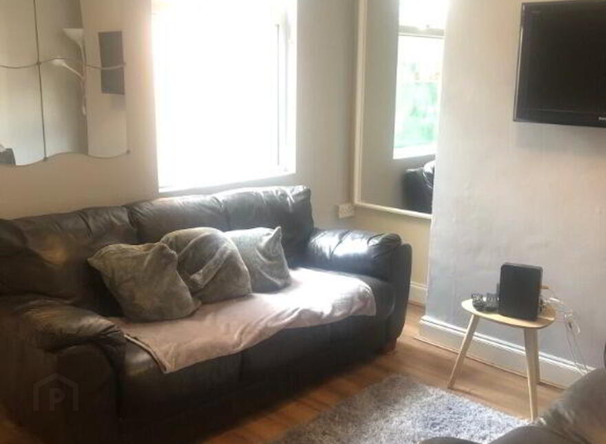 16 Stranmillis Gardens, Belfast, BT9 5AS