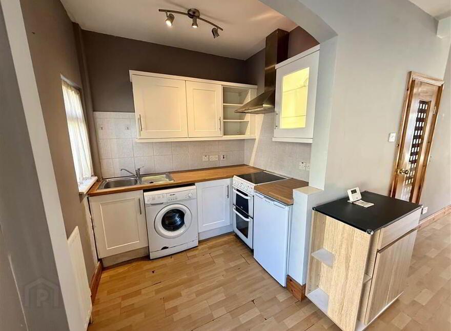 56 Tildarg Street, Belfast, BT6 8NJ