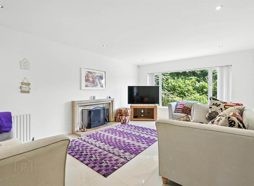 1 Piney Lane, Malone Road, Belfast, BT9 5QS
