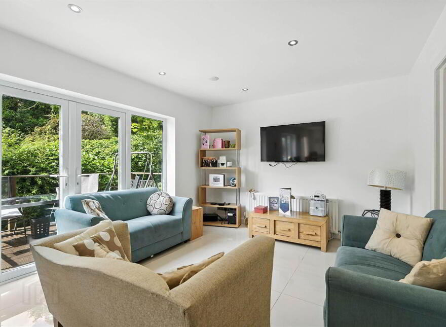 1 Piney Lane, Malone Road, Belfast, BT9 5QS