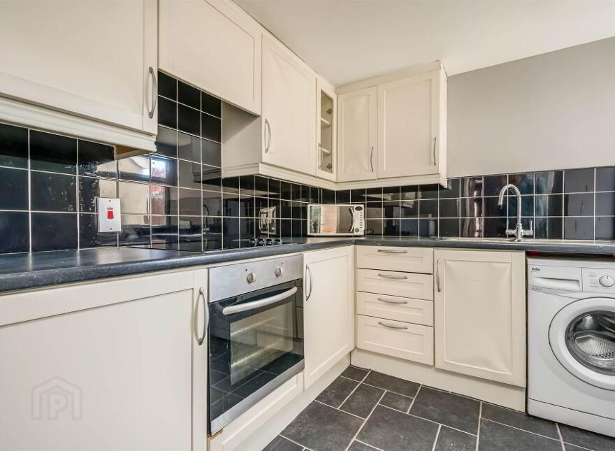 11 Oakmount Drive, Belfast, BT15 3RE