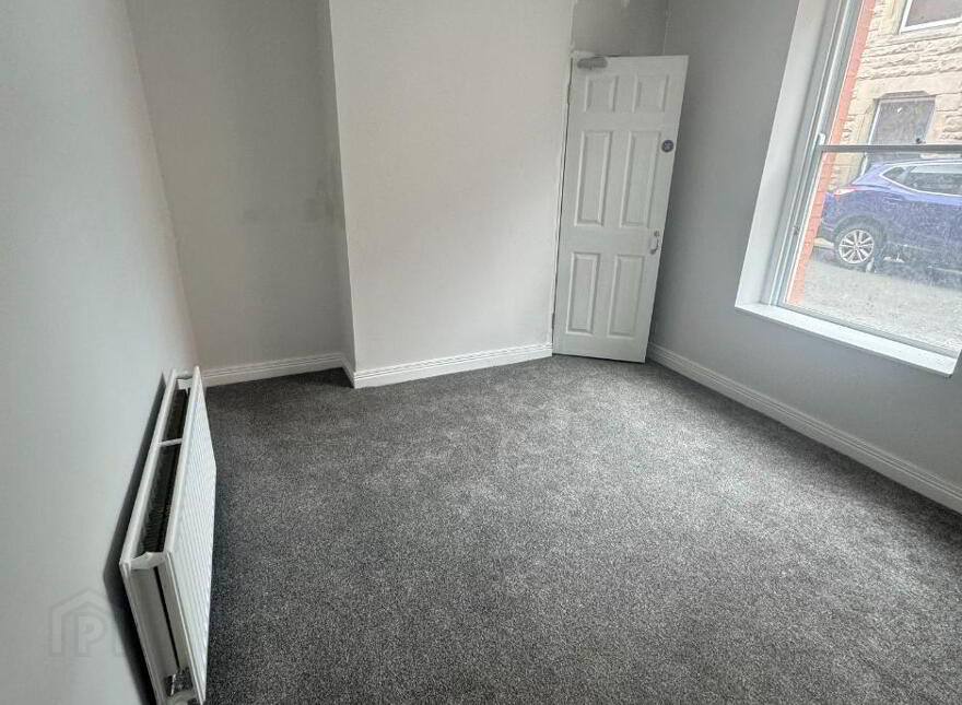 STUDENT ACCOMMODATION, 24 Chamberlain Street, Derry, BT48 6LR
