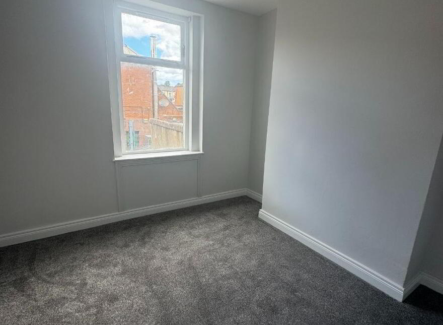 STUDENT ACCOMMODATION, 24 Chamberlain Street, Derry, BT48 6LR