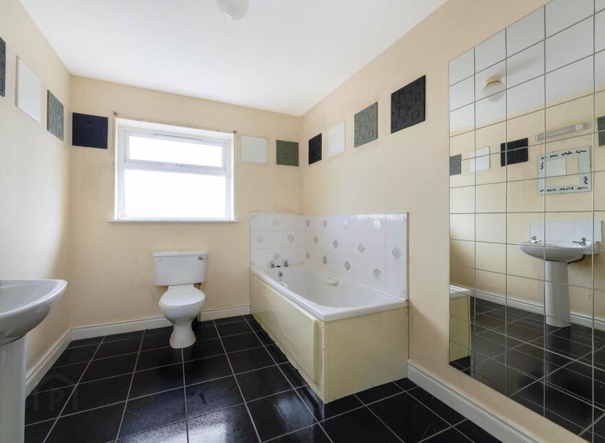 31 Ardlo Manor, Mullagh, A82R728