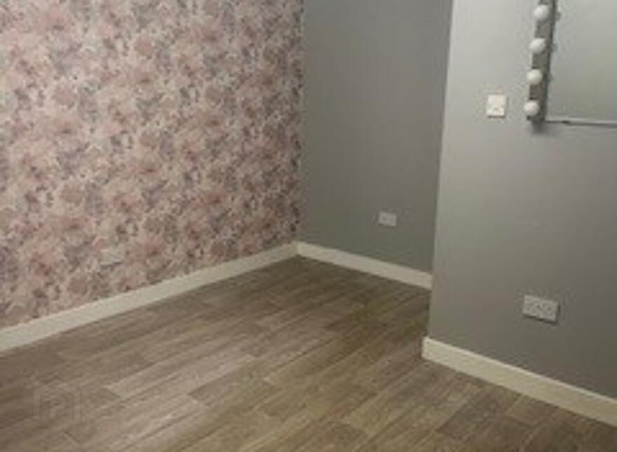 Ballniska Rd, Derry, BT48 0NA