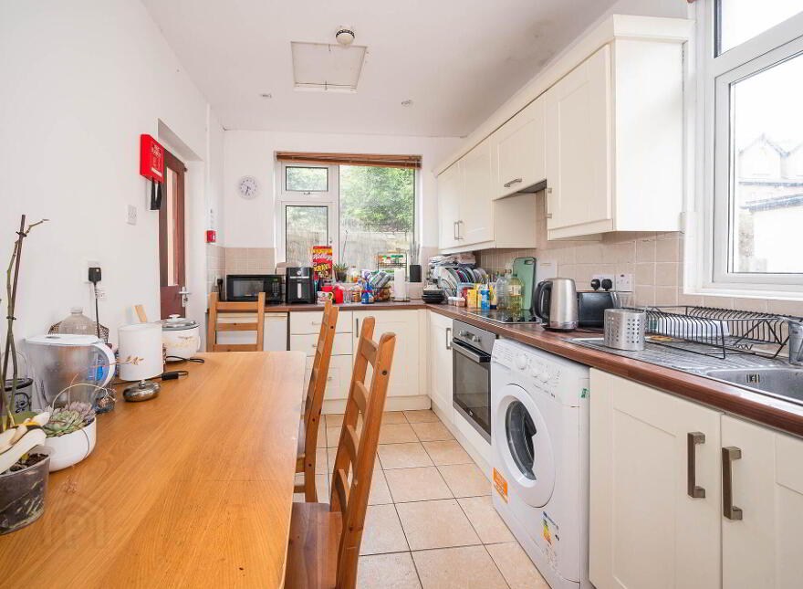 60 Wellesley Avenue, Belfast, BT9 6DH