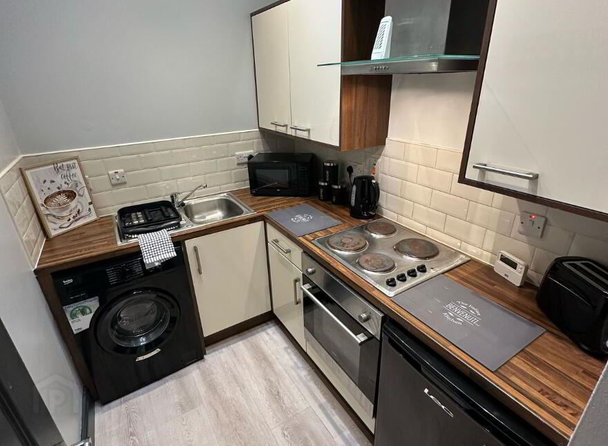 Unit 1, 34 Lisburn Road, Belfast, BT9 6AA