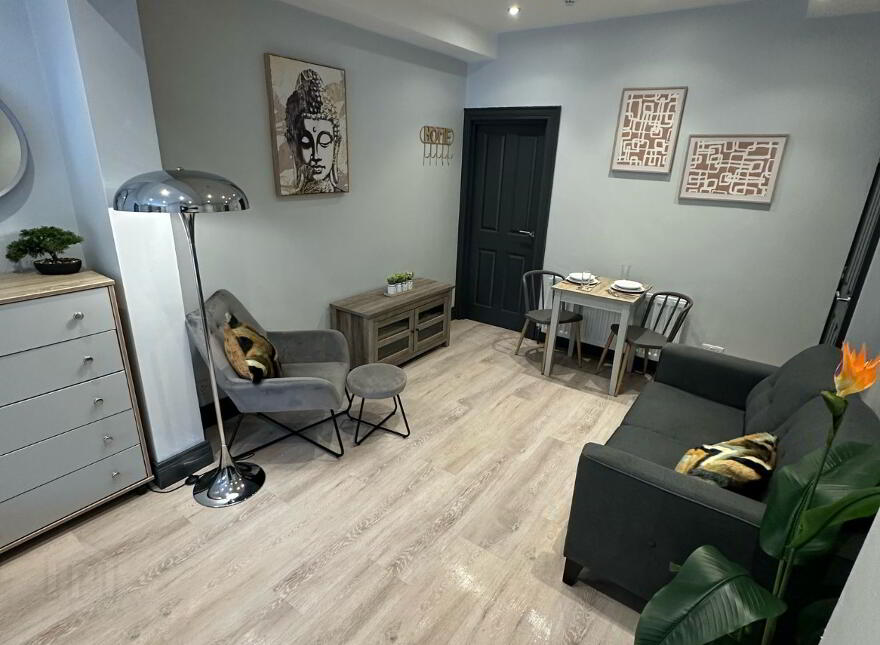 Unit 1, 34 Lisburn Road, Belfast, BT9 6AA
