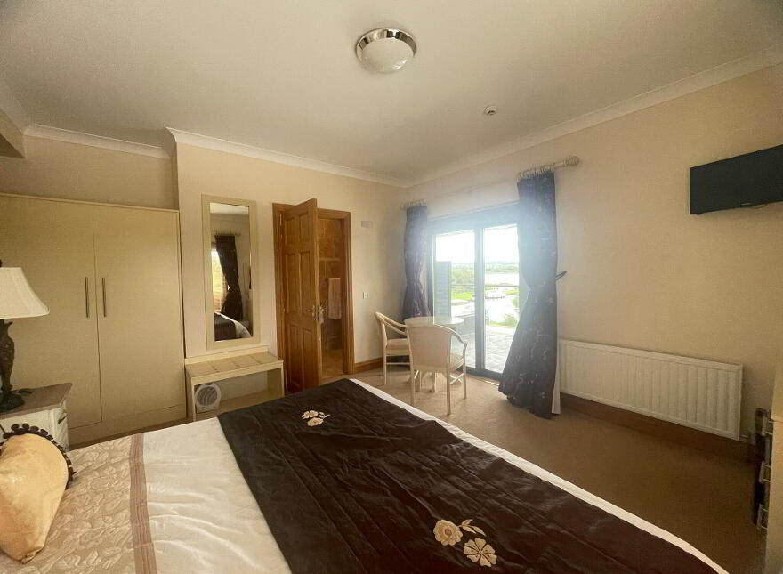 The Silver Eel, Grange, Strokestown, Roscommon, F42F728