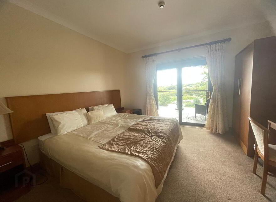 The Silver Eel, Grange, Strokestown, Roscommon, F42F728