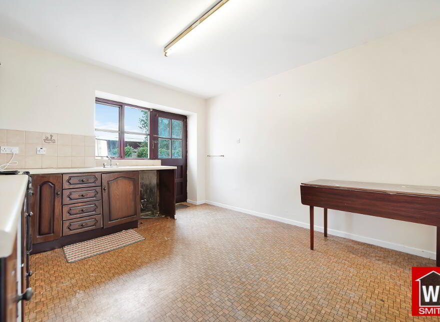 8 Mournebeg Road, Castlederg, BT81 7XS