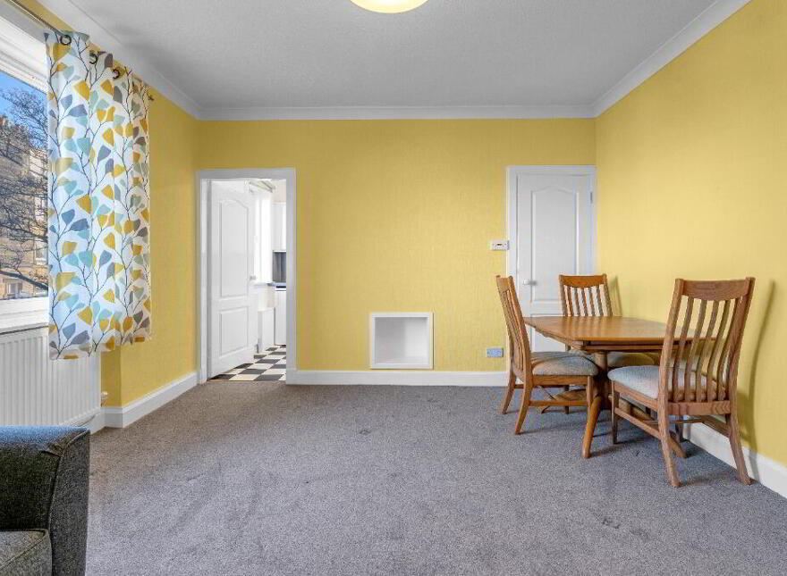 142 Granton Road, Granton, Edinburgh, EH5 3RF