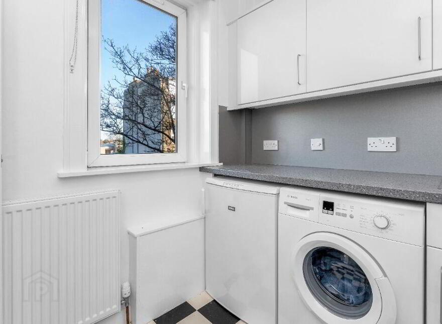 142 Granton Road, Granton, Edinburgh, EH5 3RF