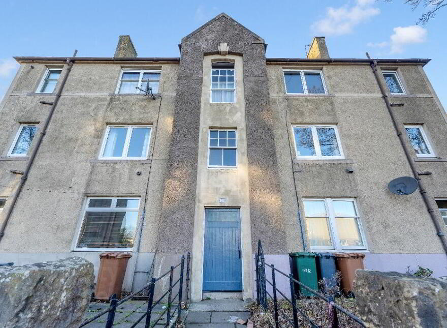 142 Granton Road, Granton, Edinburgh, EH5 3RF photo