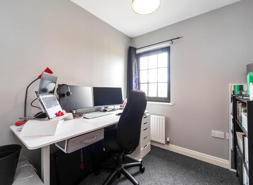 29 Lady Wallace Crescent, Lisburn, BT28 3GP