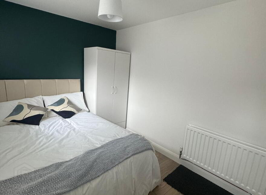 STUDENT ACCOMDATION, 79 Creggan Road, Derry, BT48 9DA