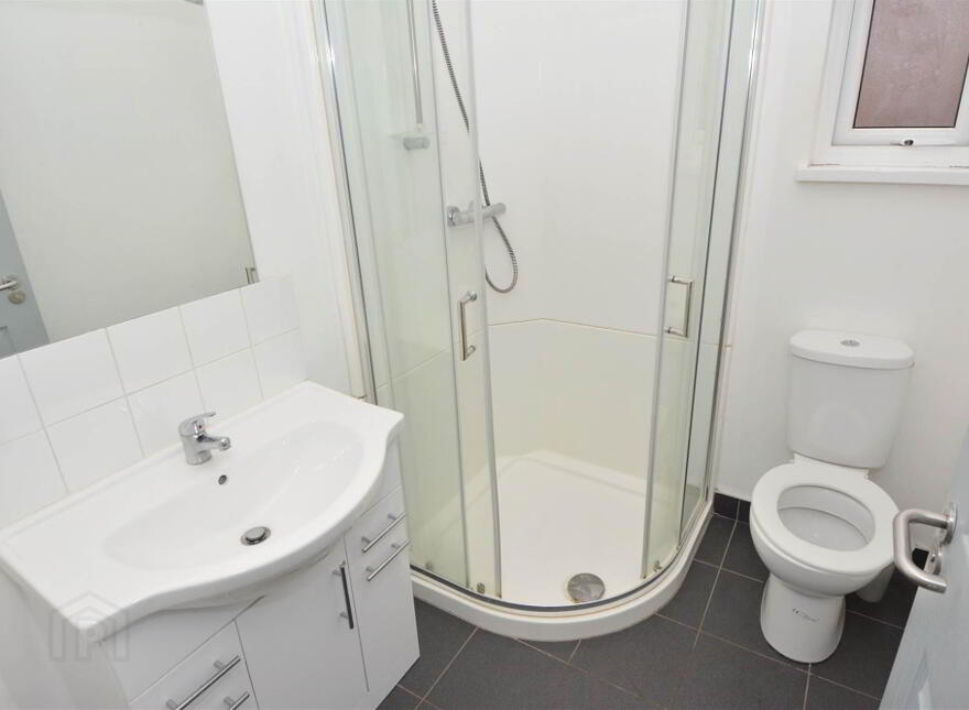 3, 65 Ulsterville Avenue, Belfast, BT9 7AT