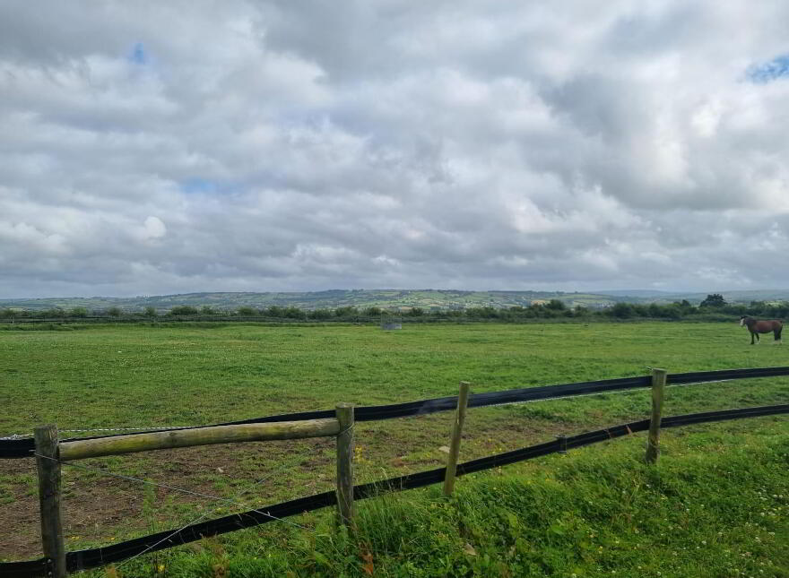Whitethorn Equestrian Centre, Knocknasna, Abbeyfeale