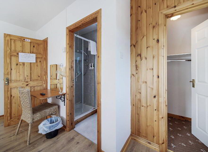 Mevagh House, Milford Road, Carrigart, F92YN59