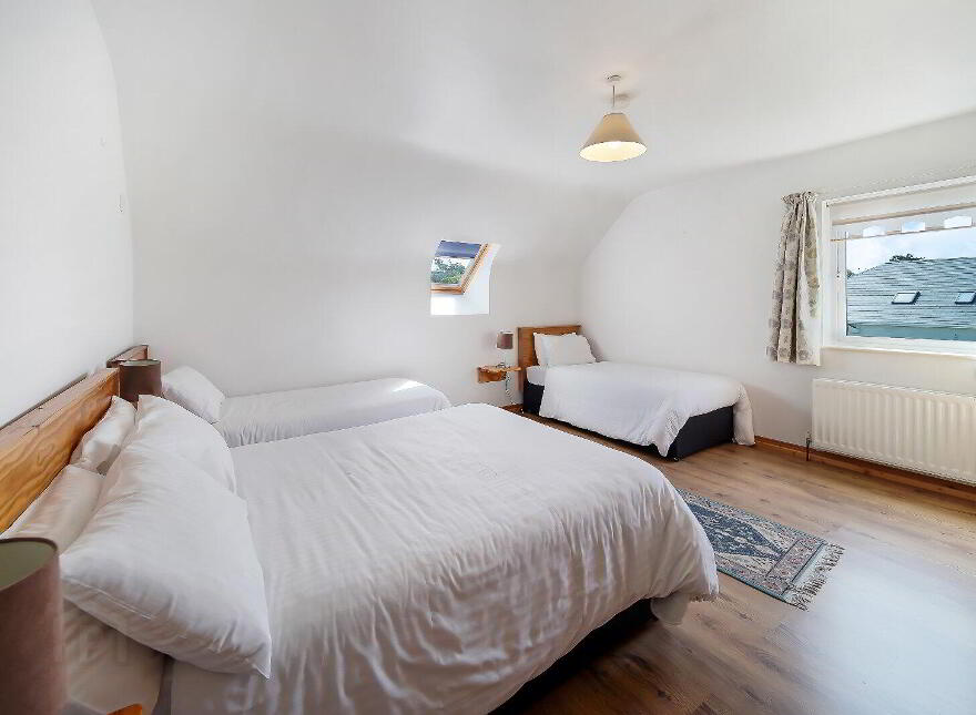 Mevagh House, Milford Road, Carrigart, F92YN59