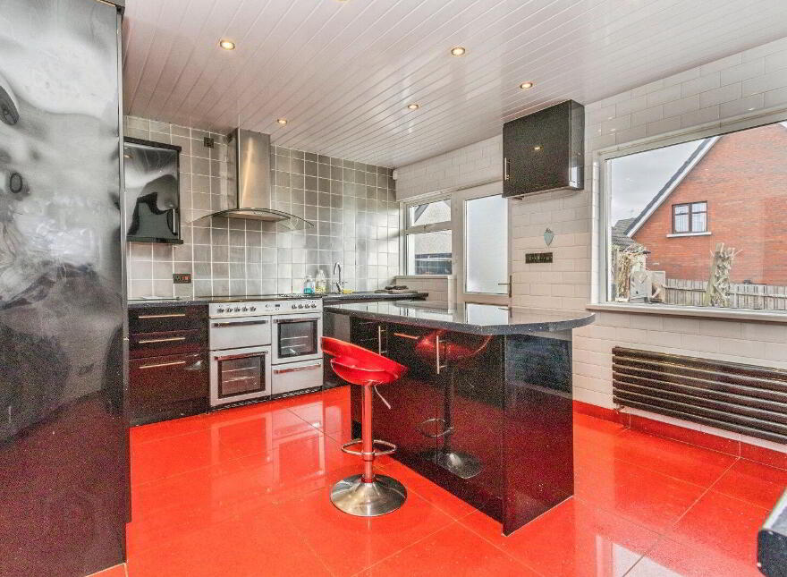46 Plantation Avenue, Lisburn, BT27 5BL