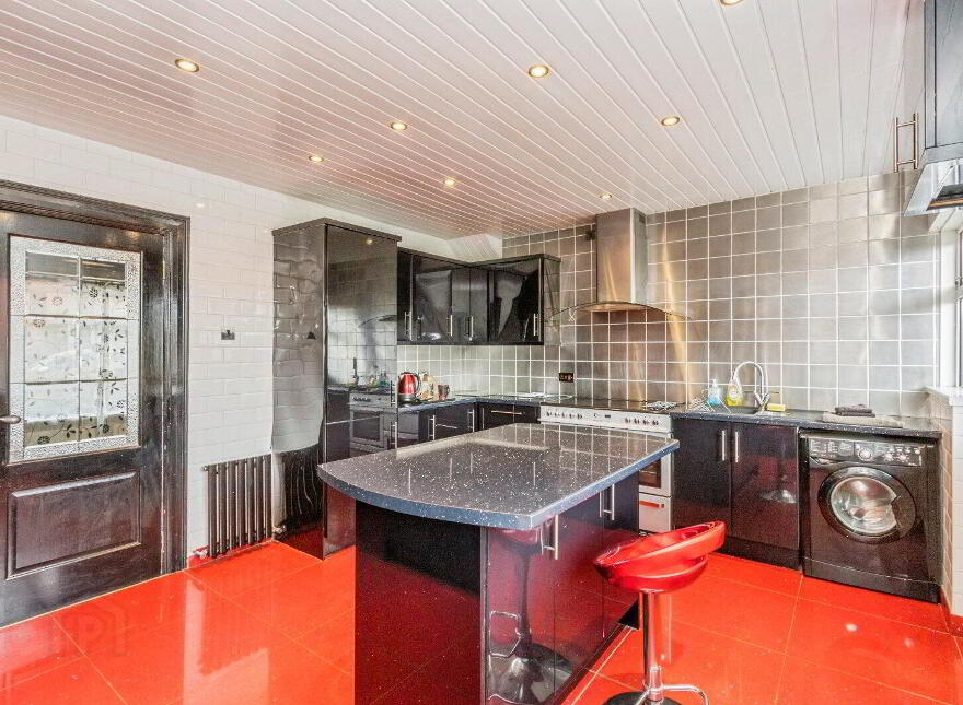 46 Plantation Avenue, Lisburn, BT27 5BL