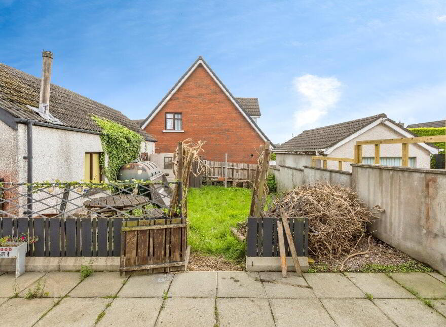 46 Plantation Avenue, Lisburn, BT27 5BL