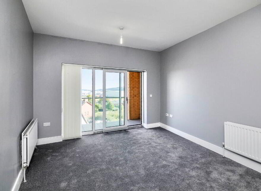 Apt 31, Laharna Building, Larne, BT40 1RG