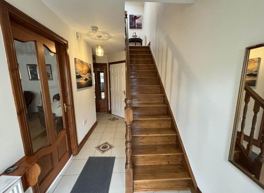 24 Rosehill, Newport