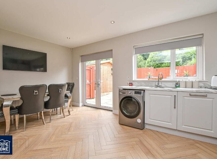 9 Wolfhill Link, Belfast, BT14 8EU
