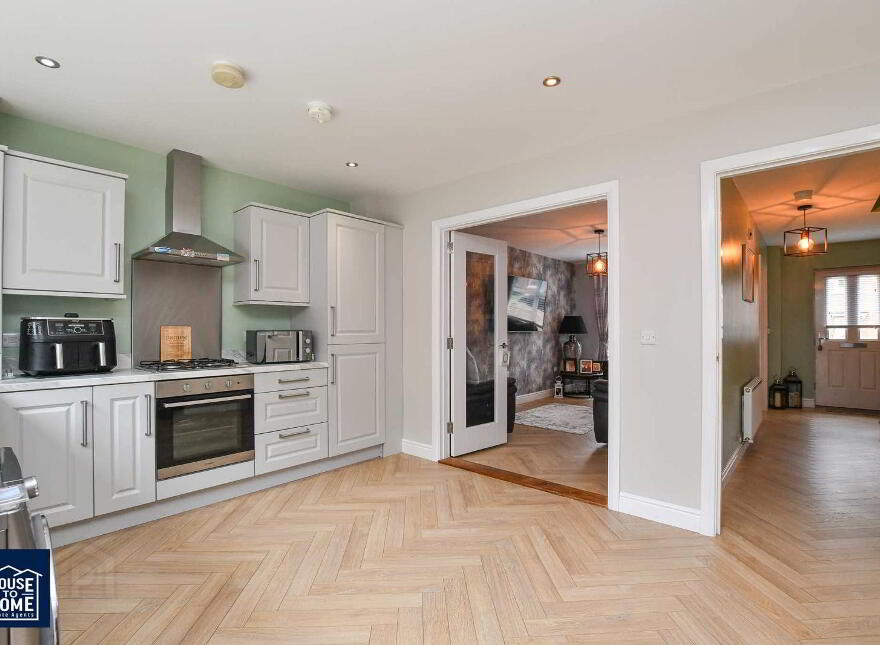 9 Wolfhill Link, Belfast, BT14 8EU