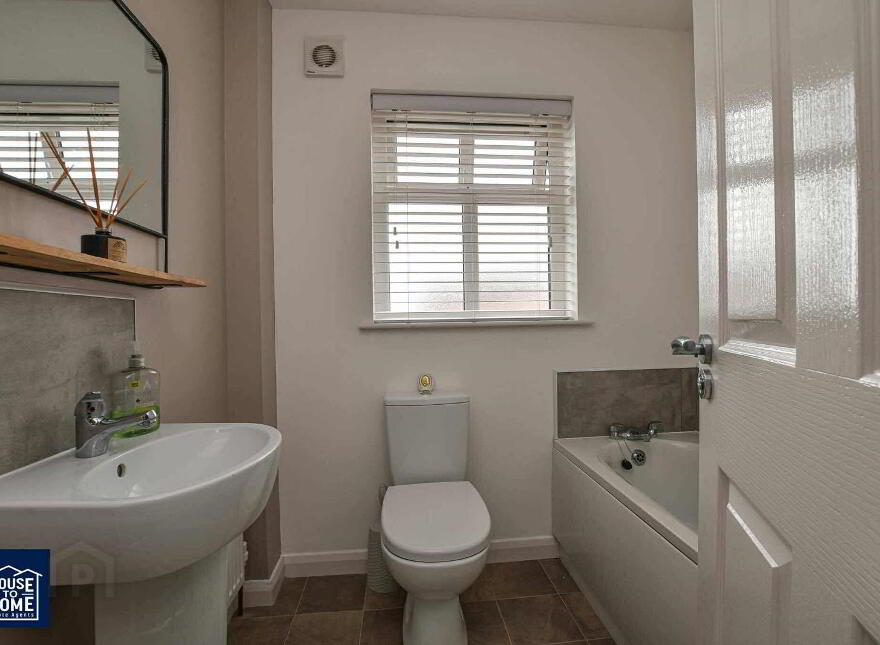 9 Wolfhill Link, Belfast, BT14 8EU