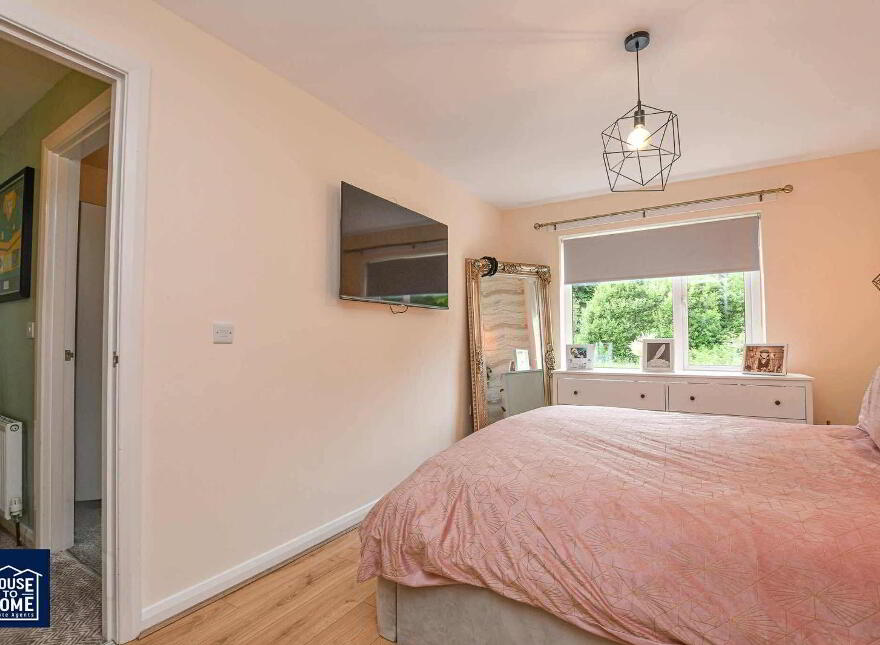 9 Wolfhill Link, Belfast, BT14 8EU