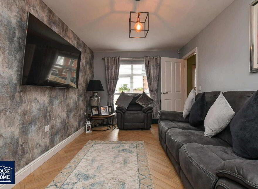 9 Wolfhill Link, Belfast, BT14 8EU