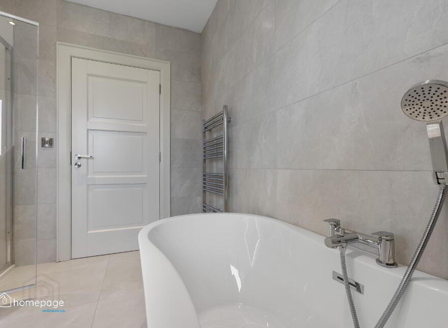 38 Oeghill Park, Derry / Londonderry, BT47 3HN